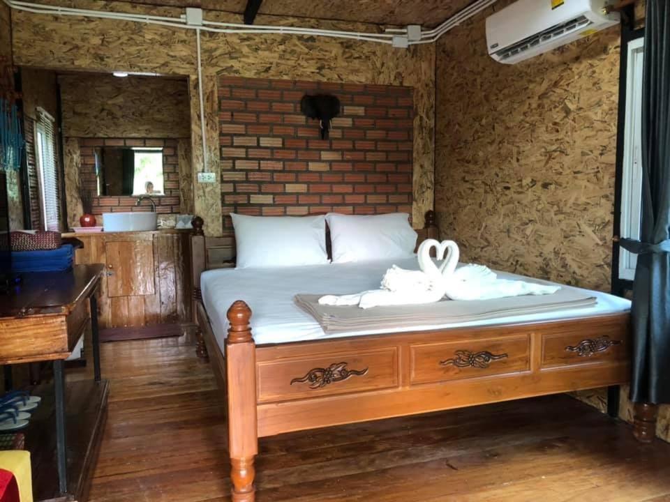 Mook Tamarind Resort Ko Mook Eksteriør bilde